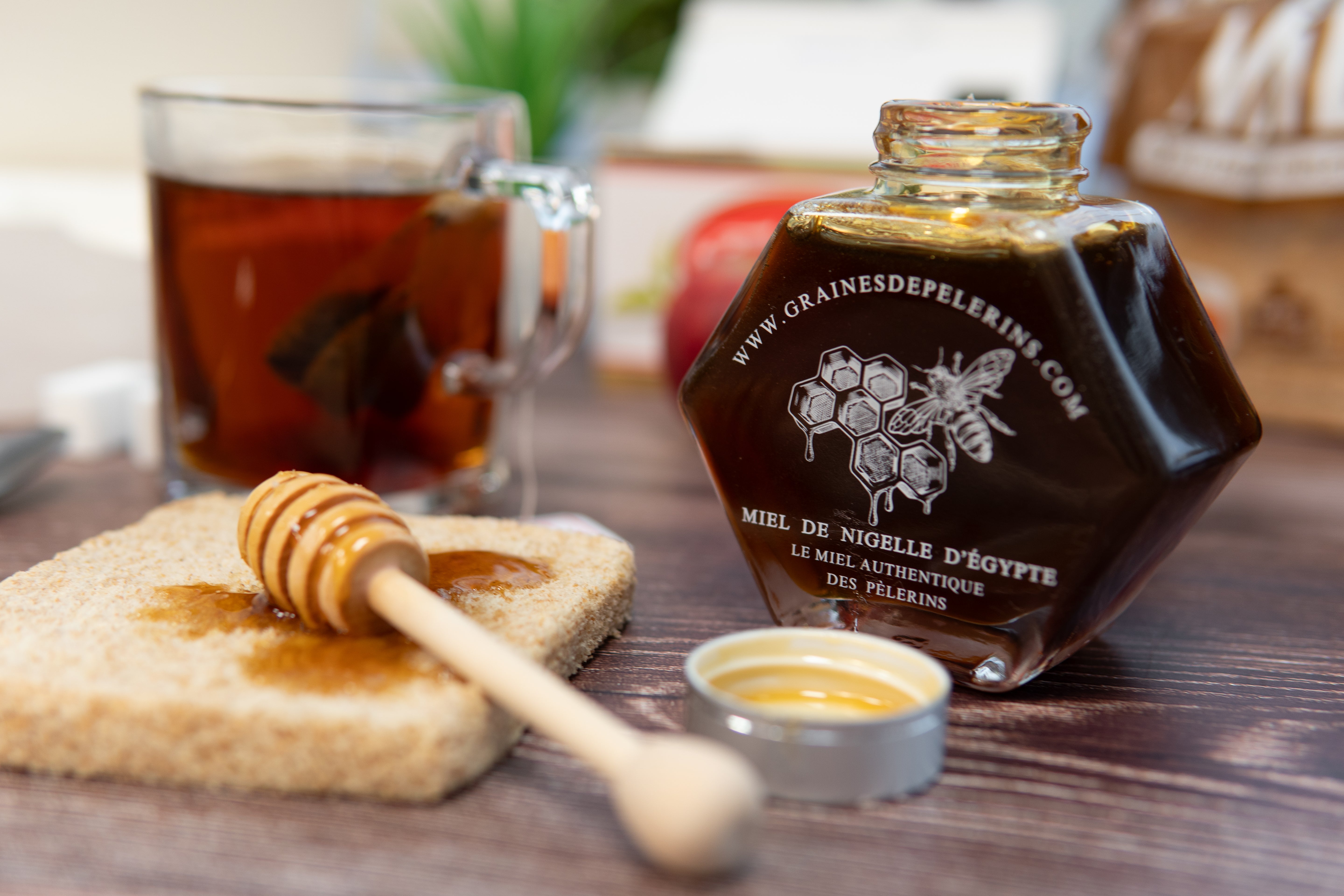 MIEL DE NIGELLE D'ÉGYPTE – COFFRET ÉCRIN CUILLÈRE(250G)