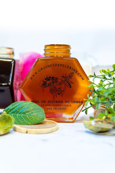 MIEL  DE  JUJUBIER  DU  YÉMEN  –  COFFRET ÉCRIN CUILLÈRE(250G)