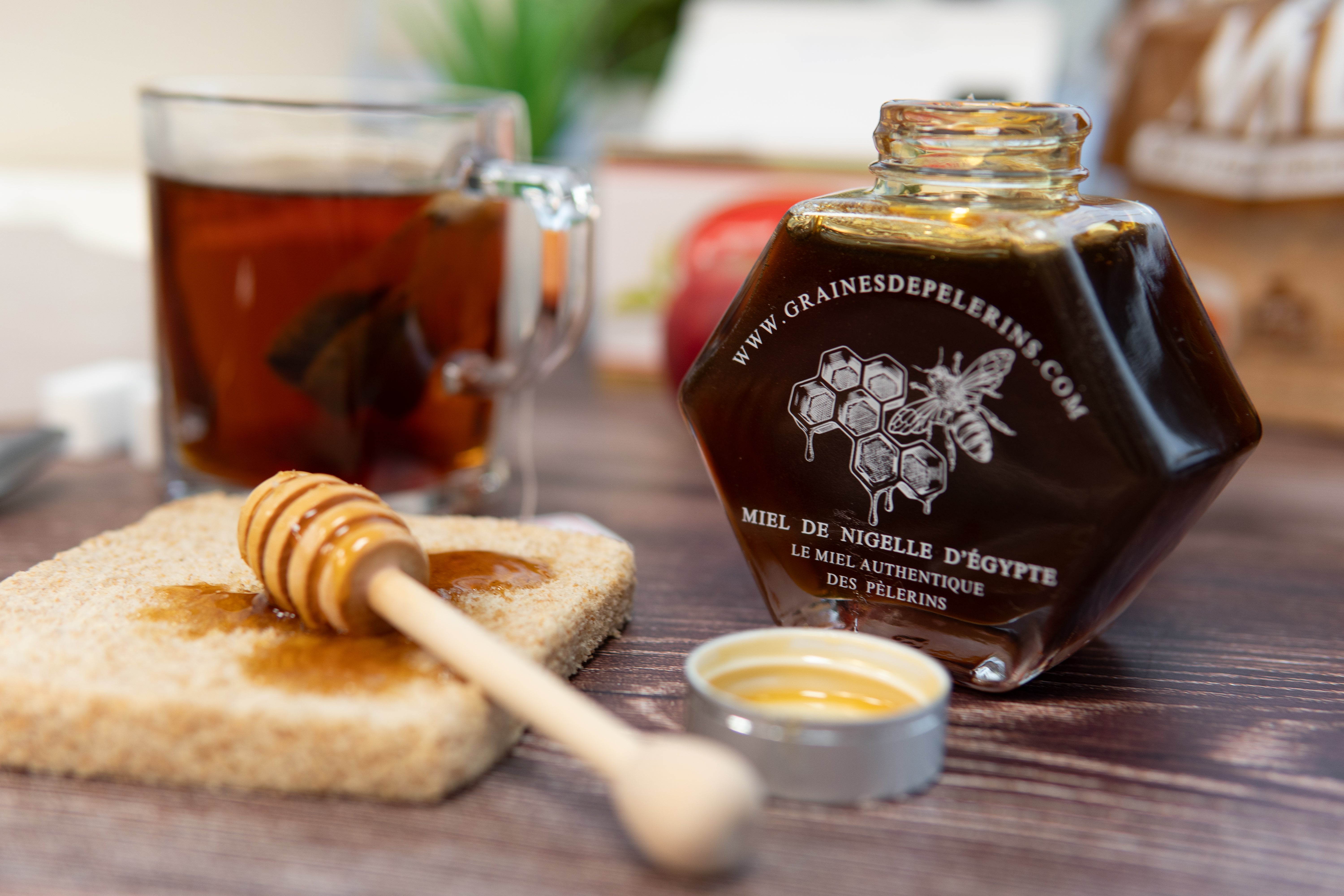 MIEL DE NIGELLE D'ÉGYPTE – COFFRET ÉCRIN CUILLÈRE(250G)